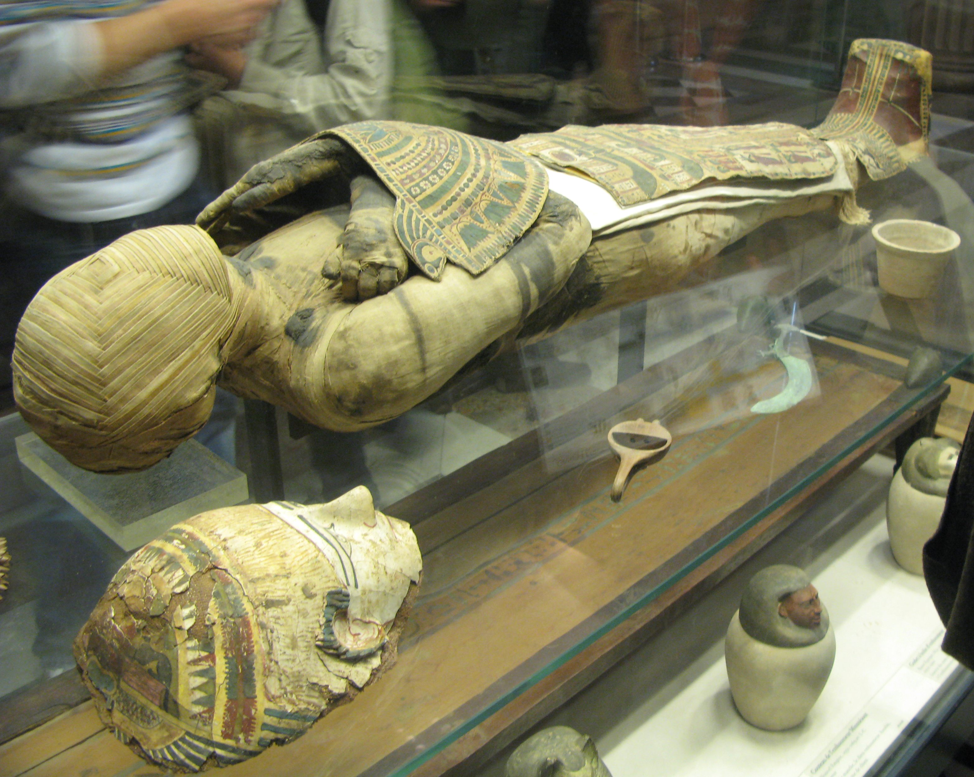 egyptian-mummy-louvre-jpg-stovalls-inn